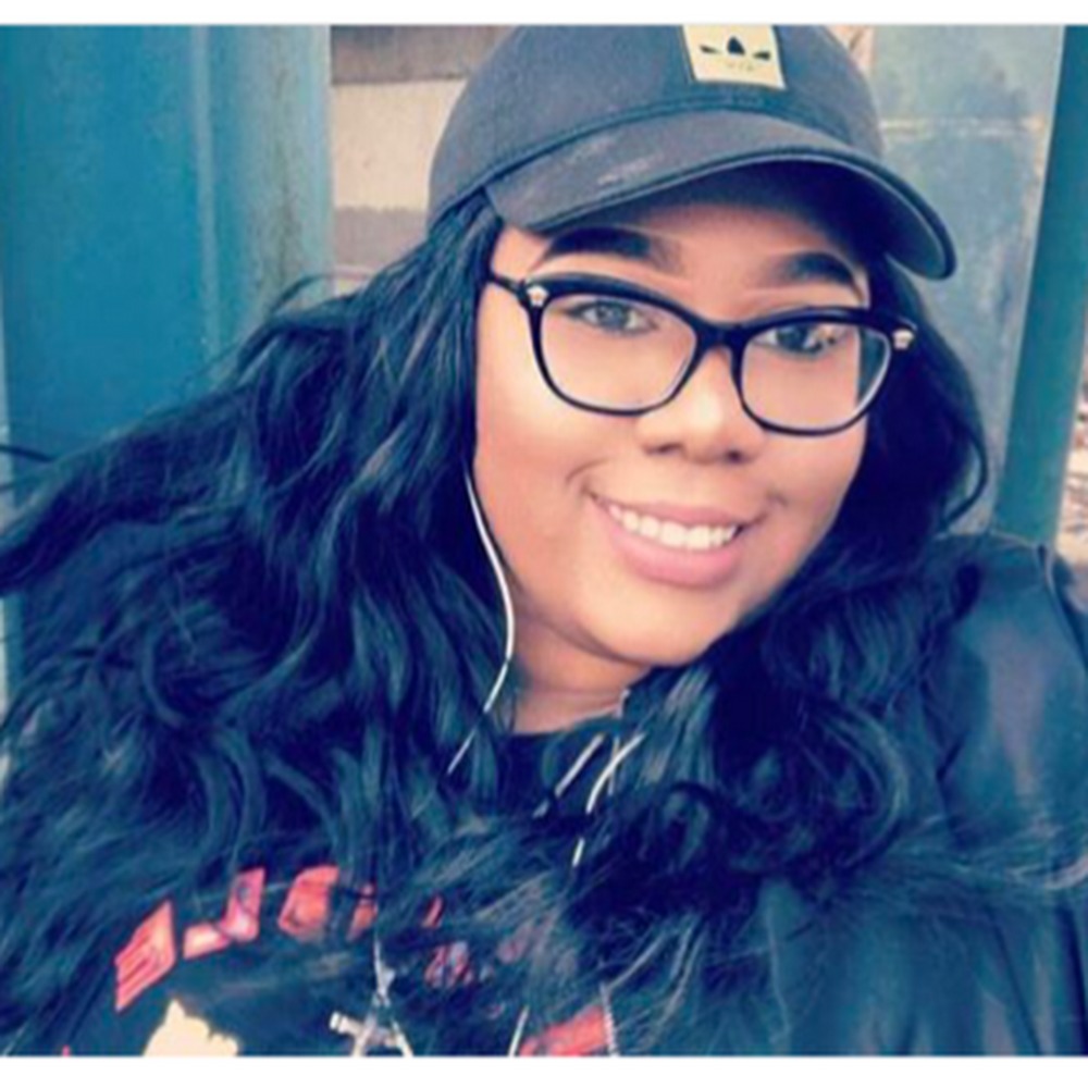 Meet your Posher, Talisha